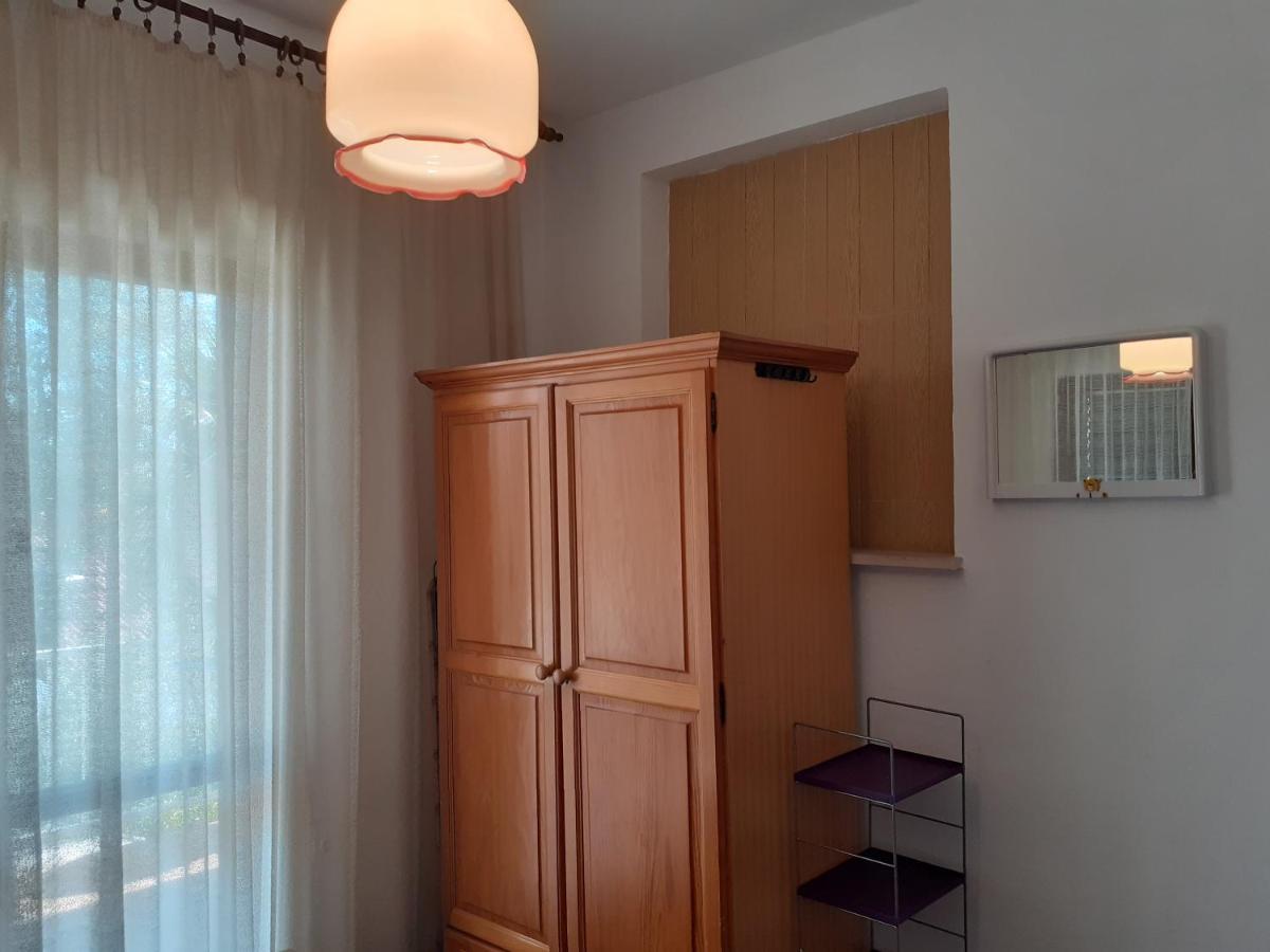 Apartment Simunec Malinska Exteriör bild
